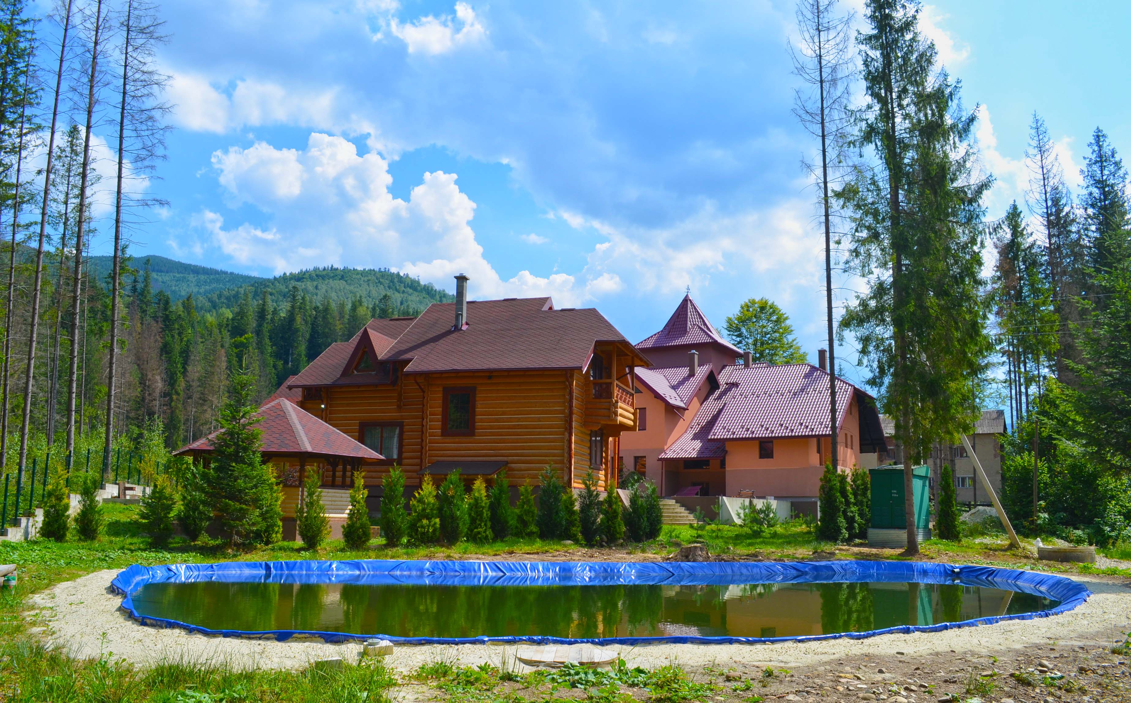 Екологічні котеджі